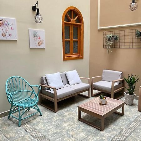 Апартаменты La Casa De Lola Калета-де-Велес Экстерьер фото
